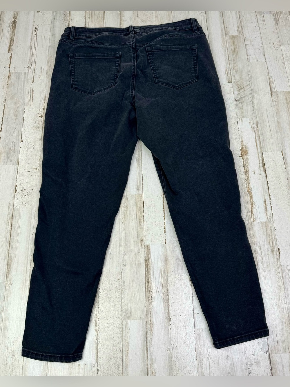 Lane Bryant Womens Jeans 16 (36x28) Black Skinny Leg Mid Rise Denim - Picture 10 of 12